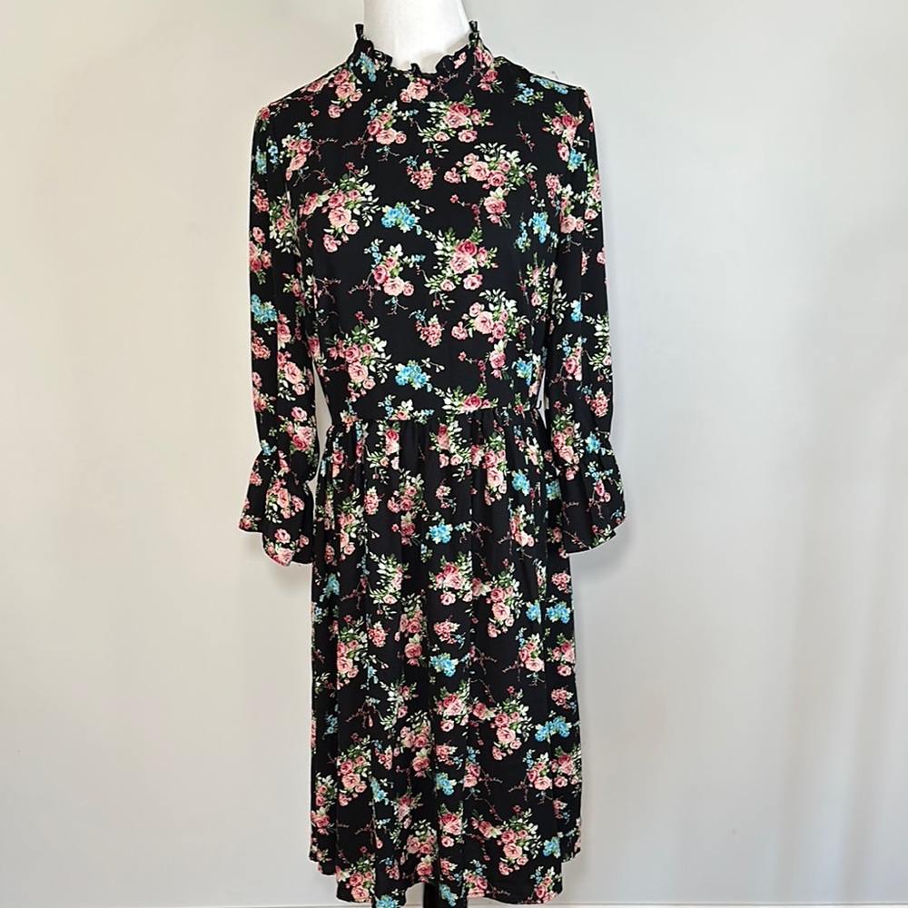 ModCloth Fashionably Dashing Black Floral Bell Sleeve Ruffle Neck Dress Size M